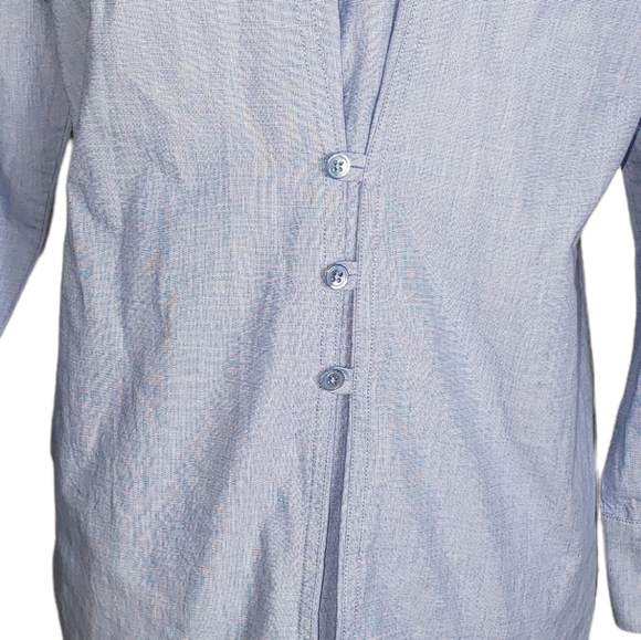 CAbi Blue Oxford Shirt Size Small Button Up Pintuck Pleated Tailored Career Work - Picture 8 of 13